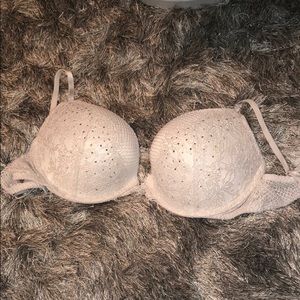 Victoria Secret White Very Sexy Push-Up sz 32D